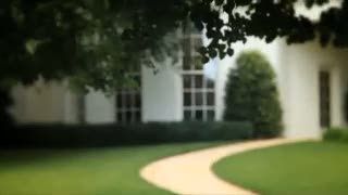 Obama Terima Ribuan Surat Setiap Hari, Berapa yang Dibalas?