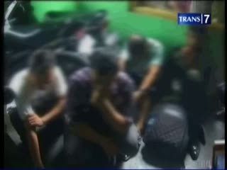 Pesta Seks Sesama Jenis, 3 PNS Digerebek