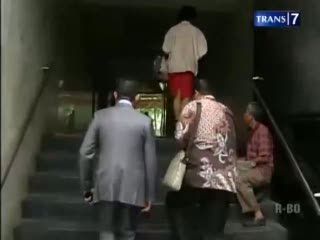 Polisi Periksa Istri Pertama Gatot