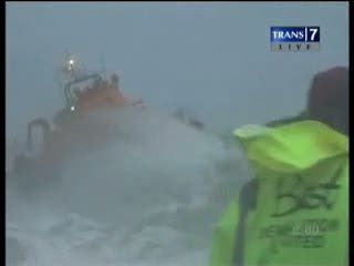 Tersapu Ombak, Remaja Hilang di Laut
