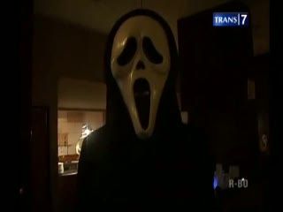 Rayakan Halloween dalam Resto Kuburan