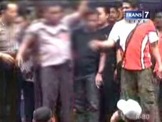 Aksi Oknum Polisi Mabuk Bikin Onar di Acara Hajatan