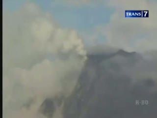 Gunung Sinabung Meletus, Warga 4 Desa Mengungsi