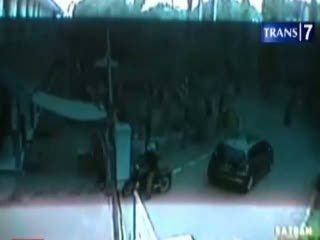 Rekaman CCTV Aksi Ngebut Anak Polisi Usai Menabrak Siswa