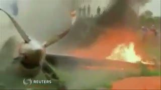 Pesawat Gagal Mendarat Tewaskan 6 Warga Sipil dan 3 Pejabat