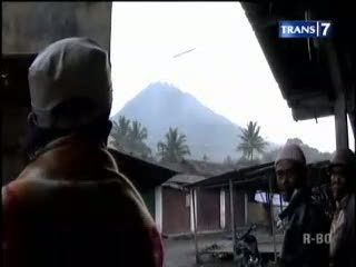 Erupsi Sinabung, Ribuan Warga Mengungsi