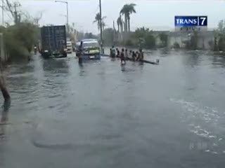 Banjir Rob Landa Pesisir Utara Jakarta 