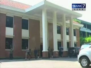 Hakim Selingkuh Dipecat