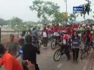 Kampanye Kali Bersih, Jokowi Mega Makin Akrab