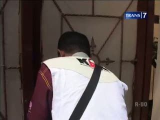 KPK Geledah 2 Rumah Anas Urbaningrum