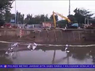 Kritik Ahok Soal Buka Tutup Pintu Air Manggarai