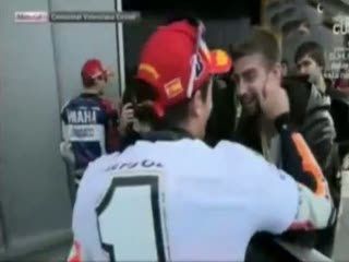 Kejutan Pique untuk Marquez