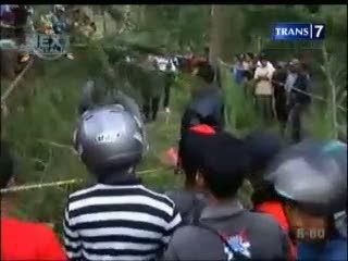 Pembunuhan Model Dalam Karung Orang Dekatnya?