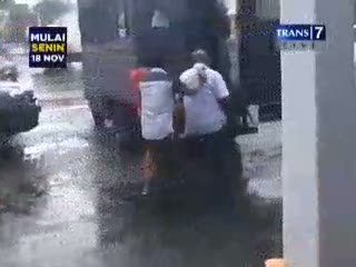 Polisi Tetapkan 2 Tersangka Perusuh MK