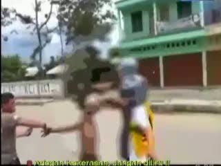 Video Kekerasan Polisi Beredar Luas