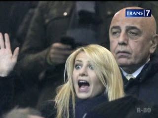 Revolusi ala Barbara Berlusconi