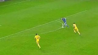 Yunani Kubur Mimpi Rumania Tampil di Piala Dunia 2014