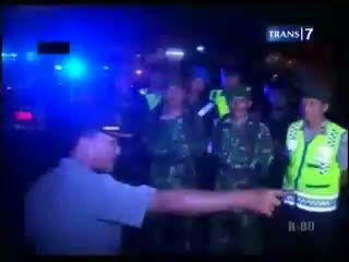 Demi Kekompakan, TNI dan Polri Razia Kafe
