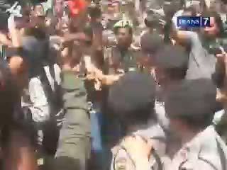 Protes Sadap, Massa Datangi Kedubes Australia 
