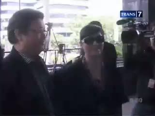 Pedangdut Rya Fitria Diperiksa KPK