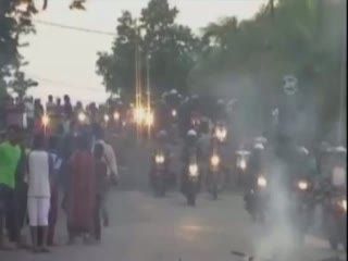 Ratusan Pesilat Bentrok dengan Warga
