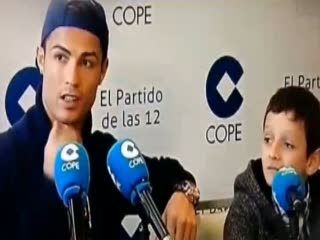 Sisi Humanis Seorang Cristiano Ronaldo