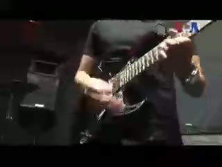 Wow, Ada Gitaris Indonesia di Band Gado-gado Walla