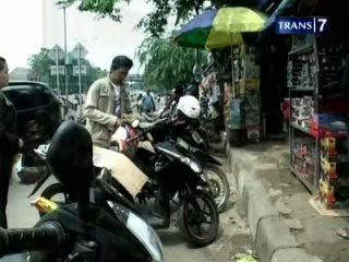 PKL Pasar Gembrong Kembali ke Jalan