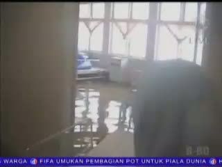 Bangsal RSUD Padang Tergenang Banjir