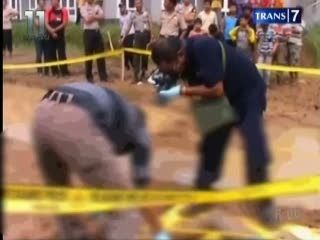 Pekerja Bangunan Tewas Terikat Handuk, Istri Histeris