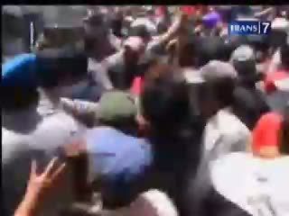 Bentrokan Unjuk Rasa Penuntasan Korupsi