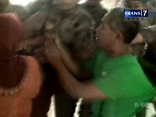 Tersinggung Diolok-olok, Pensunan Polisi Mengamuk