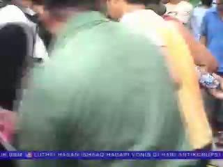 Ledakan Membuat Evakuasi Sedikit Terhambat
