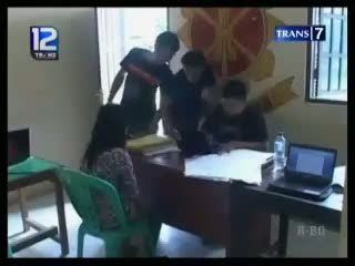 Diputus Cinta, Remaja Putri Lapor Polisi