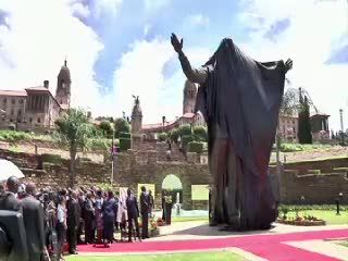 Kenang Jasa Nelson Mandela, Afsel Dirikan Patung Raksasa