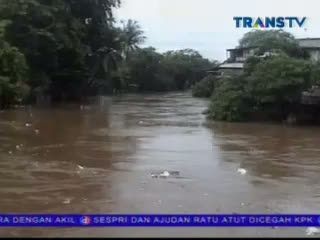 Hujan Semalam, Kali Ciliwung Meluap