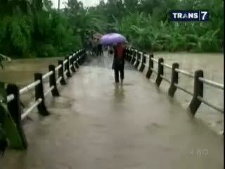 3 Sungai Meluap, Ribuan Orang Mengungsi 