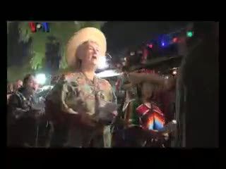Rupa-rupa Perayaan Natal Multi Kultur di AS