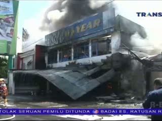 Kebakaran Luluhlantakan Toko dan 3 Rumah Kontrakan
