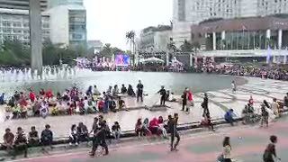 Pergantian Tahun, Ribuan Warga Membanjiri Bundaran HI  