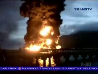 Kapal Tanker BBM Milik Pertamina Kembali Terbakar dan Meledak