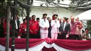 Ditanya Hasil Survei, Jokowi Jawab Hujan