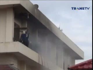 Dua Ruangan di Polda Jatim Terbakar