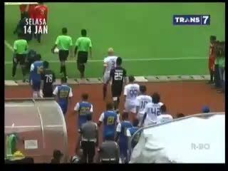 Persib Hantam Persita 7-1