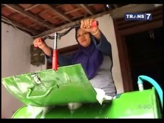 Mesin Cuci Ontel ala Siswa SMA