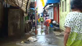 Banjir Jangan Datang Lagi, Kita Mau Bersih-bersih