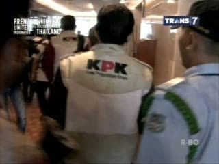 KPK Periksa Kantor Sutan Bhatoegana 