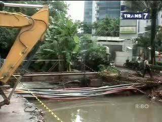 Jalan TB Simatupang Macet Parah