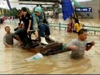 Ojek Gerobak, Sumber Rezeki Saat Banjir