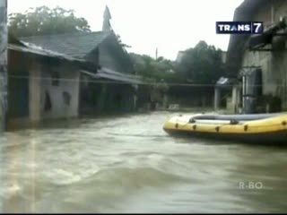 Akibat Banjir, Penumpang Bandara Soetta Terganggu